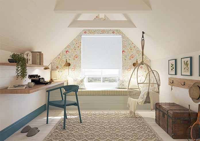 Ditsy Meadow, Polar Blue - Roller Blind - Image 8